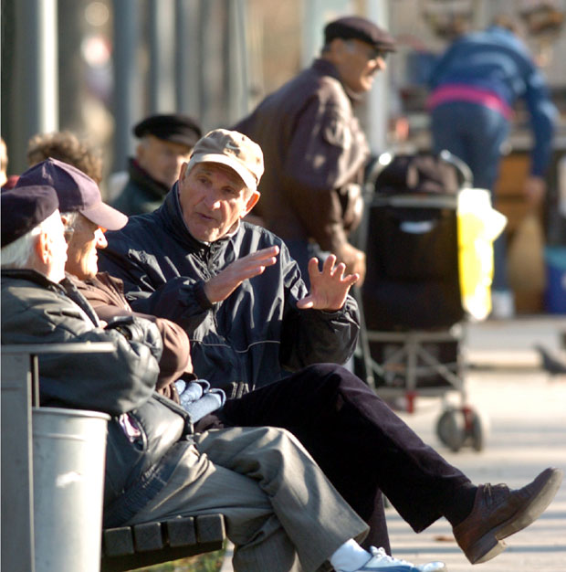 Пензионерима стижу нова повећања и помоћ?